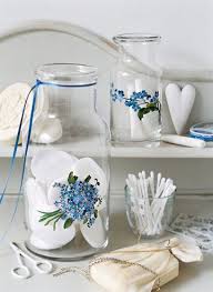 Des Bocaux Peints De Myosotis Bocaux Peints Bocaux Peindre Bocaux En Verre