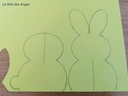 Et voilà un dessin pour pâques que chaque enfant peut facilement réaliser ! Fabriquer Des Lapins De Paques En 3d Le Rire Des Anges