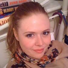 Emma Cornish (@emyc1980)