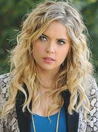 Cute short hairstyles for women. Ashley Benson With Curly Hair Pretty Little Liars Fashion Pretty Little Liars Pretty Little Liars Hanna