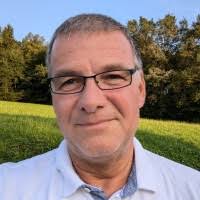 3300+ "Hund" profiles