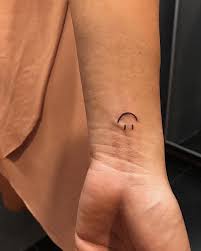 Just Smile Smile Selflove Tattoo Tattooart Tattooartist Tattooing Ink Inked Art Minimal Minimaltattoo Smalltattoos Tinytattoo Girlytattoo Art A