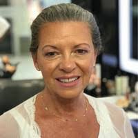 Deborah Kincaid's Instagram, Twitter & Facebook