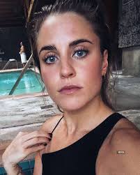 Bold pictures of Olympic swimmer & Zac Efron's rumoured girlfriend Sarah Bro-  The Etimes Photogallery Page 18