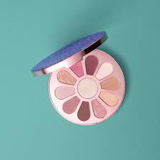 Limited Edition Love Trust Fairy Dust Eye Cheek Palette Https Encrypted Tbn0 Gstatic Com Images Q Tbn 3aand9gctyazxmjcuawubih 2j9locieooktica1xlxw Usqp Cau