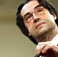Im sommer 2012 begann zusätzlich seine tätigkeit als chordirek­tor der salzburger festspiele. Klassik Riccardo Muti Entdeckt Neapels Goldene Klange Welt