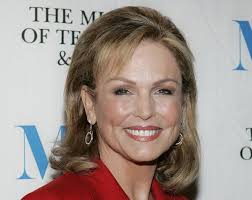 Phyllis George, female sportscasting pioneer, dies at 70