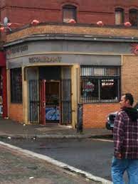 A Paramedic S Guide To Hartford Take Out Aqui Me Quedo Spanish Restaurant Hartford Restaurant