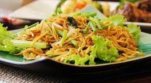 Resep dan cara membuat mie ayam kuah wijen yang lezat. Resep Bakmi Goreng Nyemek Sederhana Lifestyle Fimela Com