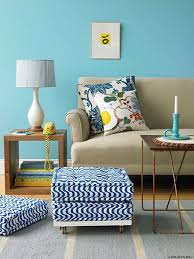 If the idea of brightly painted walls or patterned wallpaper all throughout your home scares you, then having an accent wall might be the best opportunity to have all those beautiful features in your home without going overboard. 40 Accent Color Combinations To Get Your Home Decor Wheels Turning