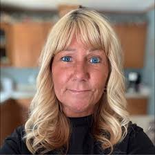 What brand do you guys recommend I been giving mines blue buffalo but  someone told me it's bad.