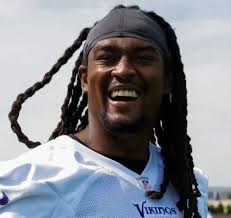 Vikings make five roster moves