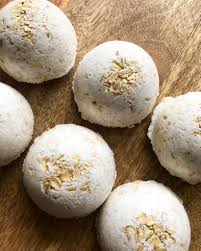 We love that you can hide little toys and trinkets inside to make bath time extra special! Oatmeal Vanilla Dog Bath Bombs Dog Grooming Diy Dog Bath Dog Food Recipes