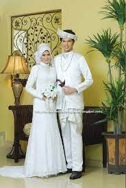Apr 30, 2019 · baju pengantin muslim sederhana tapi elegan ini tersedia dalam bentuk berbagi macam. Nazril Suhairee Nazril Suhairee Profile Pinterest