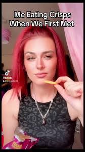 Brett Coles's Instagram, Twitter & Facebook