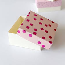 Schachtel falten | schachtel falten, geschenkschachtel basteln und schachtel falten anleitung. Stabile Geschenkbox Basteln Vorlage Papershape