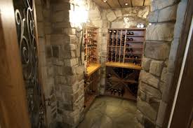 Permettre à tous les amateurs de vin de faire vieillir, mettre à température et conserver ses bouteilles de vin au plus près de soi, dans sa maison ou son appartement. B Acirc Tir Une Cave Agrave Vin O Ugrave Comment Et Combien La Presse