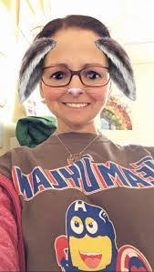 Kim Sealey's Instagram, Twitter & Facebook