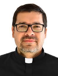 Martin Hermosillo's Instagram, Twitter & Facebook