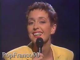 Ce souvenir, je te l'rends des souvenirs tu sais, j'en ai tellement puisqu'on repart toujours à zéro pas la peine de s'charger trop. Enzo Enzo Les Yeux Ouverts Live Tv Montreal 1992 Talk Show Ad Lib Youtube