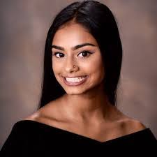 Nicole Sileo's Instagram, Twitter & Facebook