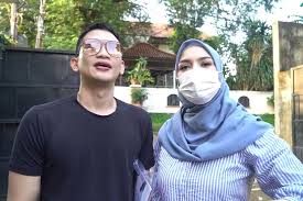 See more of rezky aditya on facebook. Megahnya Rumah Artis Citra Kirana Dan Rezky Aditya Yang Sedang Dibangun Dilengkapi Salon Dan Studio Pribadi Loh