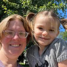 Megan Bratton's Instagram, Twitter & Facebook