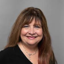 Excited to start my career American Heritage Credit Union as a Branch  Manger III.