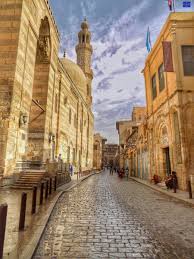 تعرف على مطاعم وكافيهات شارع المعز واماكنها