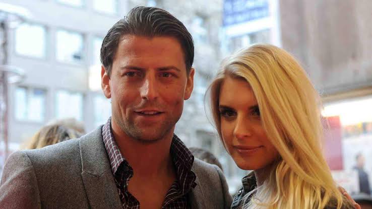 Lisa Weidenfeller feiert auf der Wiesn, als Ehe-Aus bekannt wird - FOCUS  online