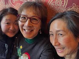 Mimi Young's Instagram, Twitter & Facebook