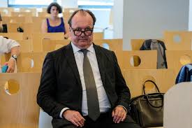 De viroloog diende jeff hoeyberghs flink van antwoord op social media. Rechter Torpedeert Klacht Jeff Hoeyberghs Tegen Coronamaatregelen Intellectuele Armoede Van Argumentatie Is Verbijsterend Binnenland Hln Be