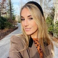 Rebekah Fullerton's Instagram, Twitter & Facebook