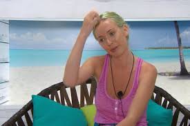 Love Island Bethany And Zoe Have Blistering Row Over New Girl S Argument With Jess Mirror Online