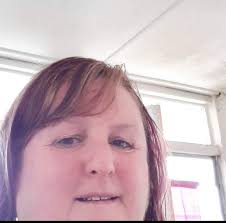 Where to buy cheap flower plants near Tiaro?