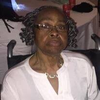 Essie Solomon's Instagram, Twitter & Facebook