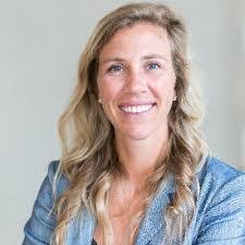 Kara Hess's Instagram, Twitter & Facebook