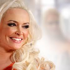 Diese frisur ist (vorerst) geschichte. Daniela Katzenberger Schnipp Schnapp Haare Ab Sie Zeigt Sich Ohne Ihre Extensions Bunte De