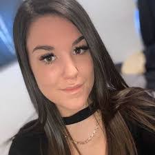 Alyssa Rinker's Instagram, Twitter & Facebook