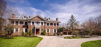 You might also like this photos. What Color Roof Goes With Red Brick Shingle Colors