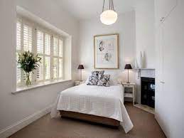 Patterned carpets can be used to create different interior styles, including modern and traditional living room schemes. 33 Small Bedroom Ideas For Adults Rengusuk Com Beige Carpet Bedroom Bedroom Ideas For Adults Carpeted Bedroom