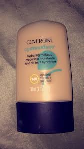 Get covergirl cg smoothers hydrating makeup 710 classic ivory (1 fl oz) delivery or pickup near me delivered to you within two hours via instacart. Covergirl Smoothers All Day Hydrating Makeup Reviews In Foundation Chickadvisor