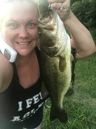 Friends who always get skunked while fishing