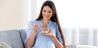 Semua makanan mentah memang tidak dianjurkan. Nutrisi Ibu Hamil Trimester 3 Bisa Dipenuhi Dengan 13 Jenis Makanan Berikut Theasianparent Indonesia