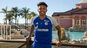 Weston mckennie aprovechó la fecha fifa para quedarse en italia a disfrutar de su nueva casa, pero también se encargó de presumir su nuevo auto gtr. Weston Mckennie Einfach Ein Geiler Verein Fussball Schalke 04
