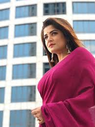 Srabanti chatterjee live stage performance | stage performance of srabanti. Shaheb Turns Photographer For Srabanti Bengali Movie News Times Of India