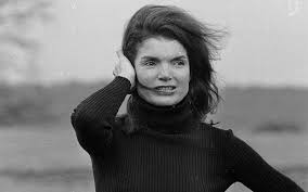 The visit, which occurred only a few months after kennedy took office, is featured in a second season episode of the netflix series the crown. Jfk And Jackie Insulted Queen Elizabeth At Royal Dinner