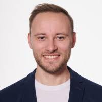 90+ Profile mit dem Suchbegriff „Losch“