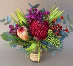 A combination of the freshest flowers, quality independent florists and beautiful floral arrangements. Sydney Flower Delivery Beautiful Native Flowers Sydney Northern Beaches North Shore Inner West Eastern Su Flowers Flower Delivery Australian Native Flowers