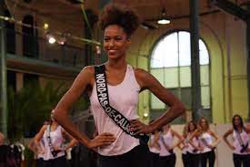 He has been married to camille tytgat since june 20, 2015. 2018 La Drole D Annee Des Varane